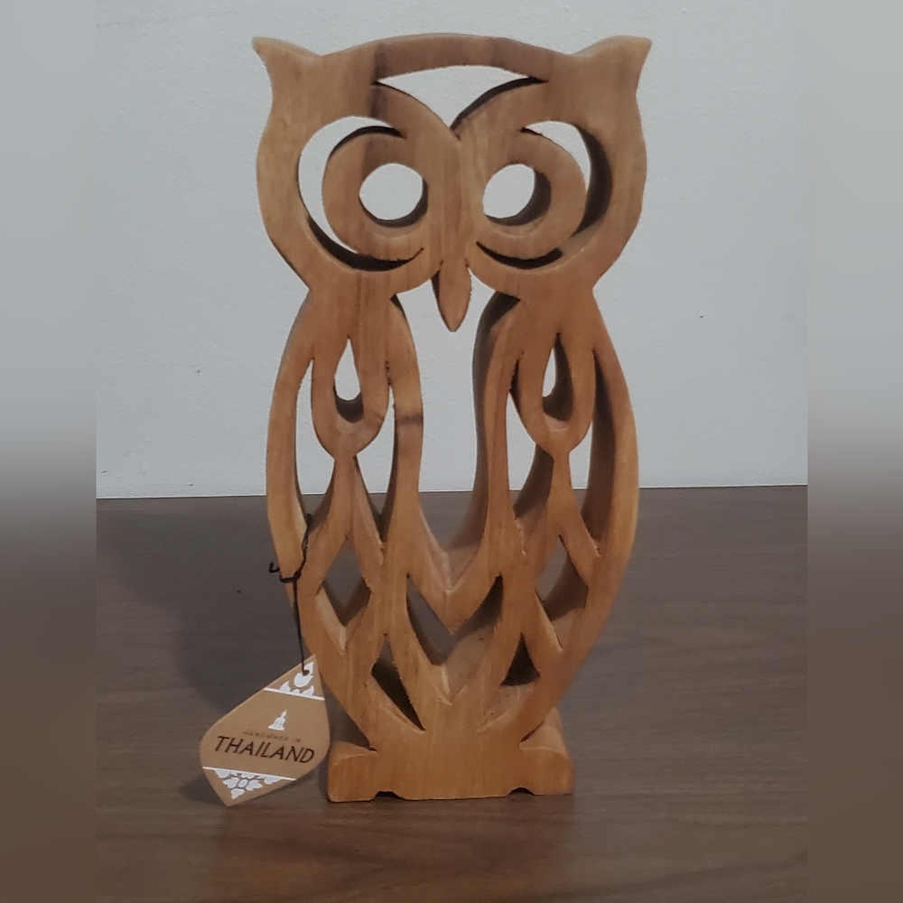 Walnut Wooden Owl Hanging Standing Carved Figurine 12" inches Great condition